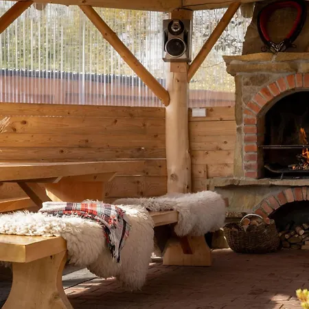 Dw Pod Zlotym Kasztanem Apartman