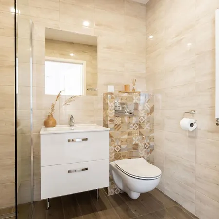 Dw Pod Zlotym Kasztanem Trybsz