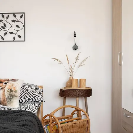 Dw Pod Zlotym Kasztanem Trybsz