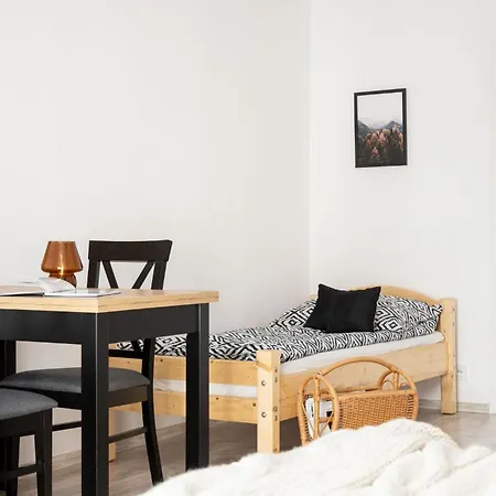 Dw Pod Zlotym Kasztanem Apartman *